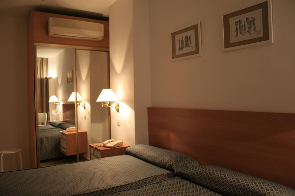 El Paraiso Hotel Caleta De Velez